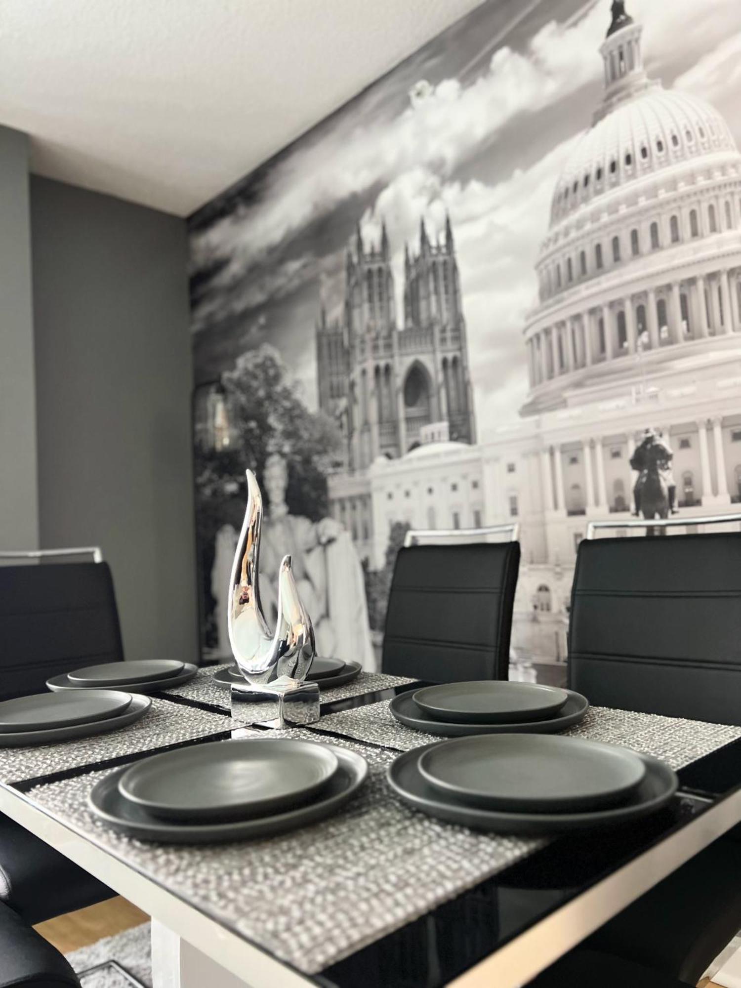 Cityscape In The Heart Of Ballston Apartment Arlington